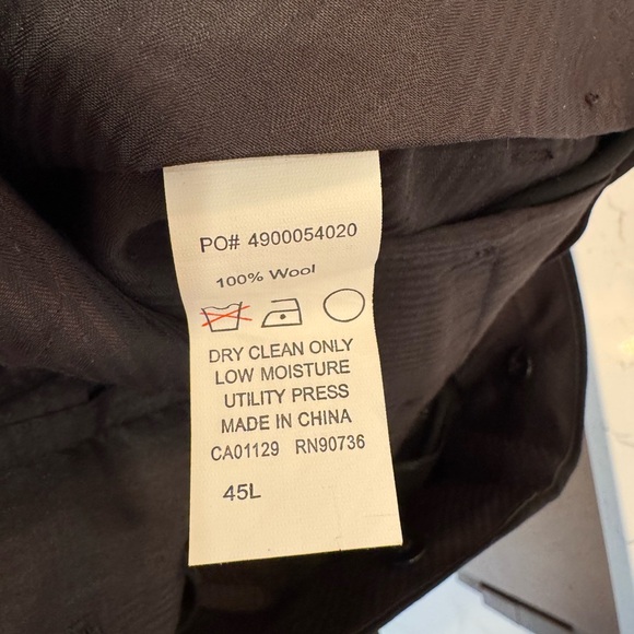 Calvin Klein Tuxedo - Picture 5 of 5